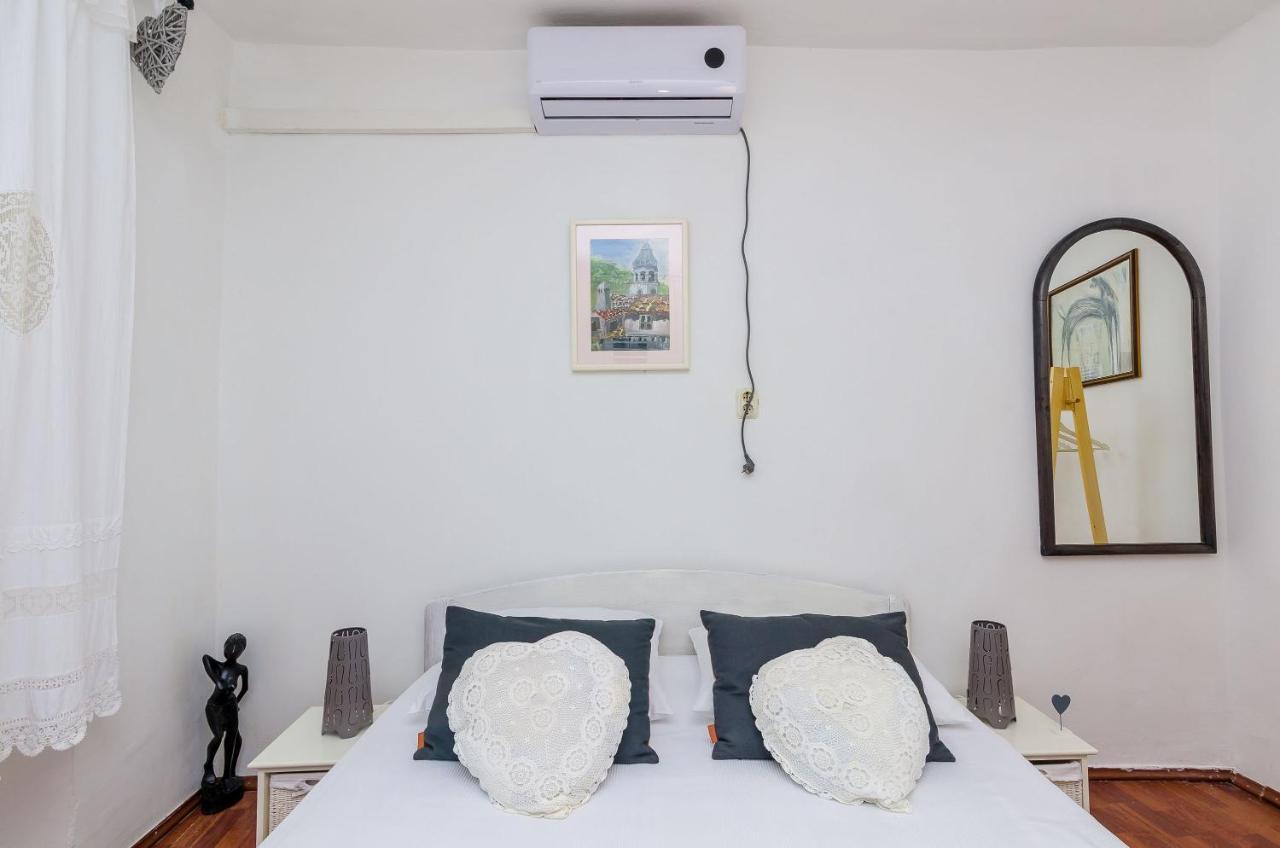 Apartment Old Town Budget