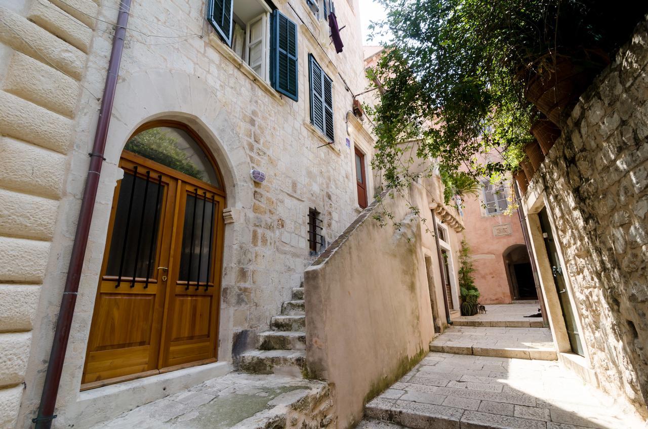Old Town Budget Apartamento *