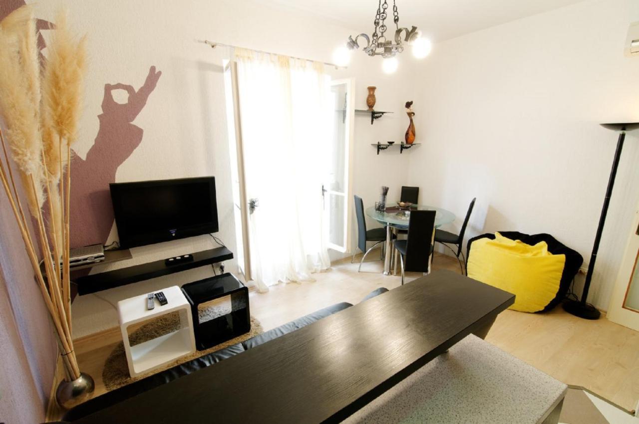 Old Town Budget Apartment